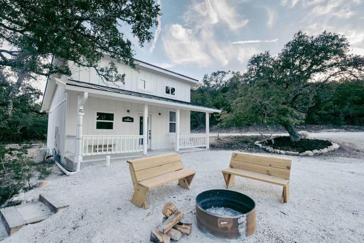 Hummingbird Haus - Hill Country Views On 20 Acres With Firepit Villa Spring Branch Kültér fotó