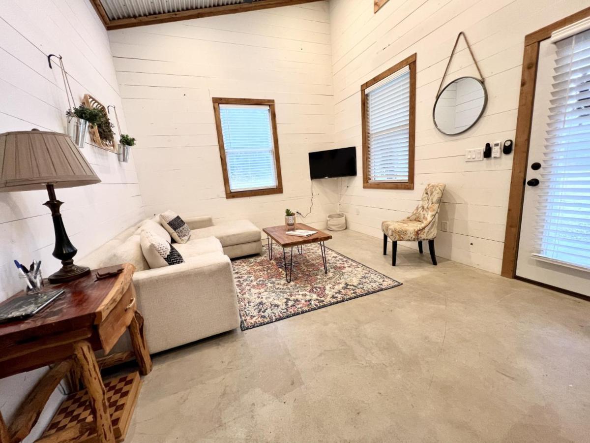 Hummingbird Haus - Hill Country Views On 20 Acres With Firepit Villa Spring Branch Kültér fotó