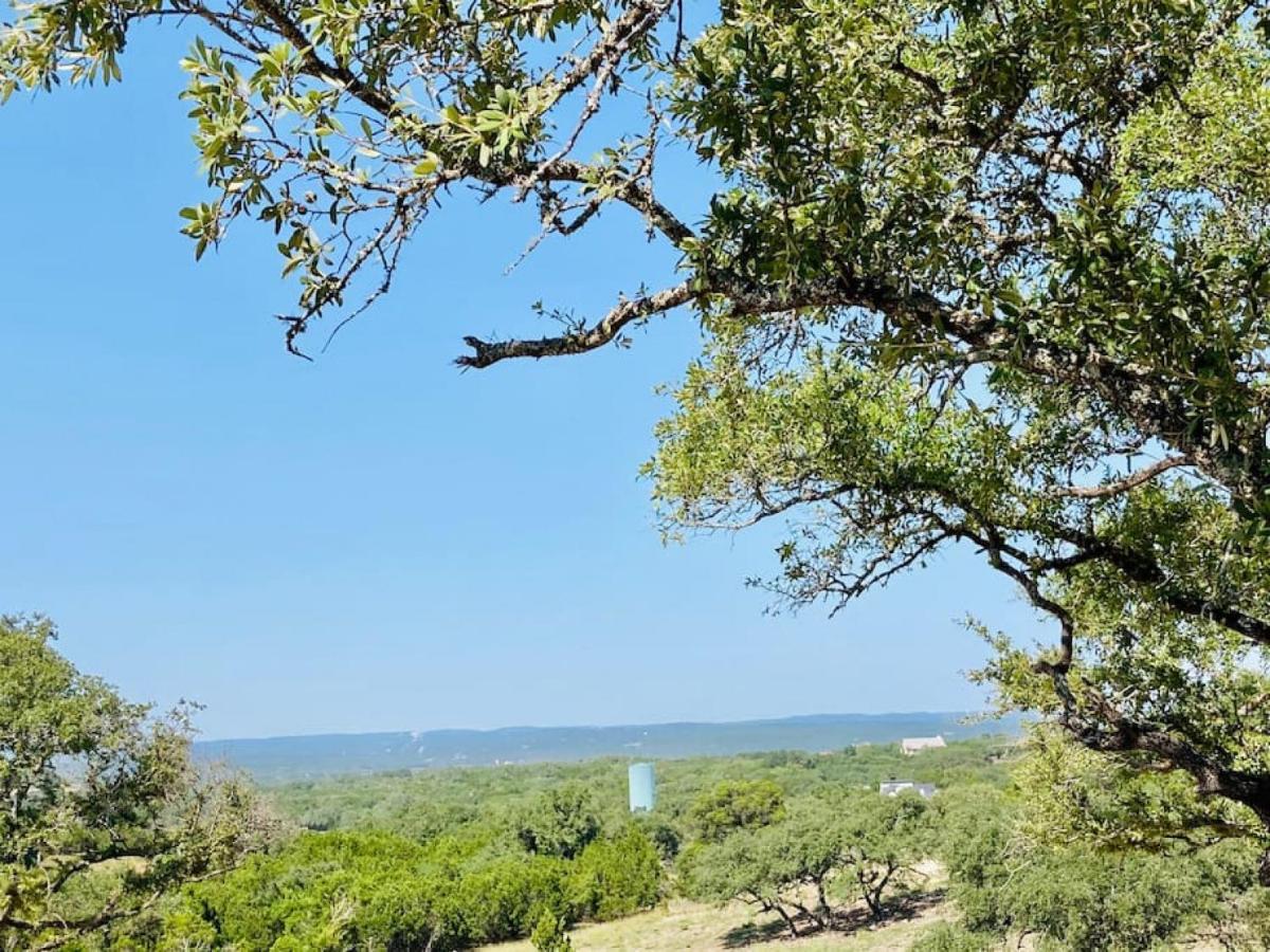 Hummingbird Haus - Hill Country Views On 20 Acres With Firepit Villa Spring Branch Kültér fotó
